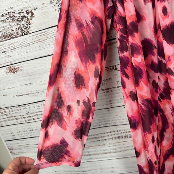 Womens Susan Graver Pink Animal Printed Mesh Open Front Cardigan Lightweight 2X - Picture 4 of 8